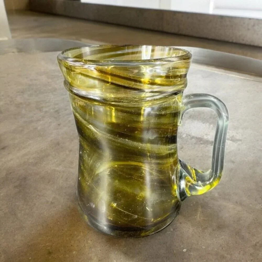 Hand Made Art Glass Mug Cup With‎ Applied Clear Handle Green Black Swirls Lines